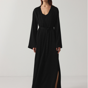 Maxi robe with side slits black